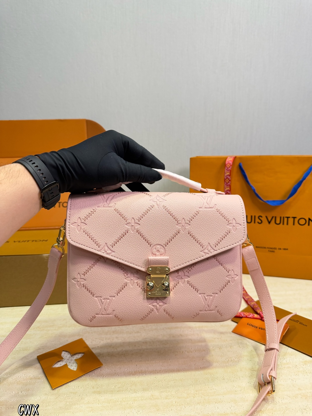 Louis Vuitton LV Monogram Women's Monogram Canvas
